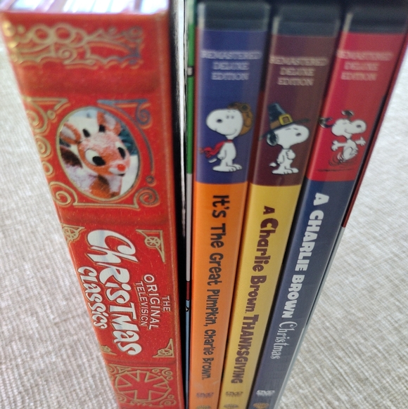 Ultimate Classics Collection Holidays/Christmas 2 Boxed DVD Sets - Picture 2 of 16